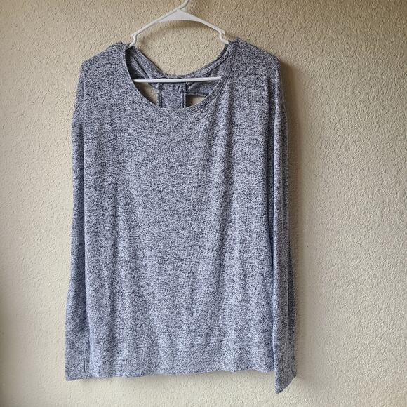 Athleta Tops - Athleta Gray Long Sleeve Top